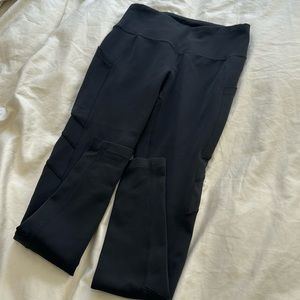 Black workout leggings